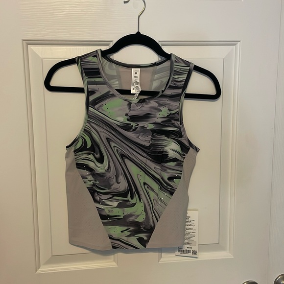 NWT Lululemon Swift Ventilated Running Tank size 2 - Picture 2 of 6